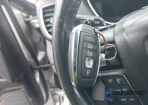 2019 Lincoln Nautilus Select z USA, uszkodzony, nr VIN 2LMPJ6K99KBL42123